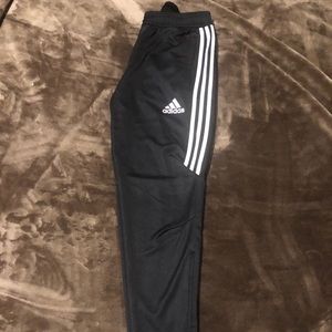 Adidas tiro 17